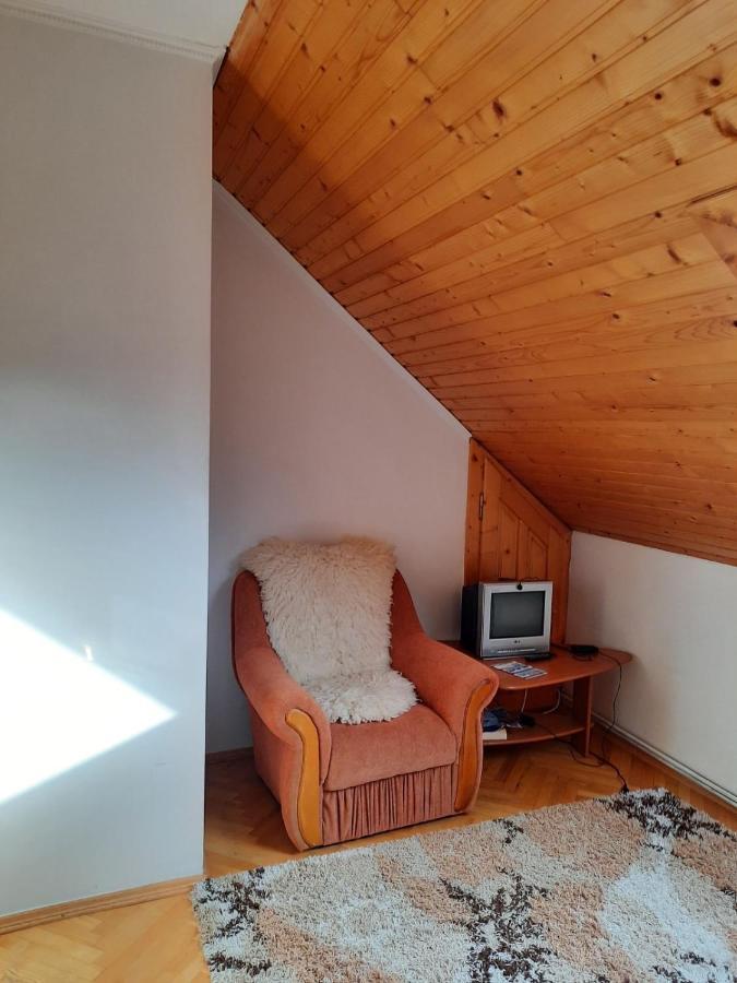 Садиба У Крайлюків Iaremcea Exterior foto